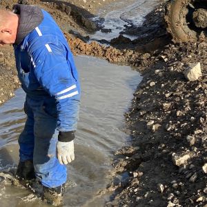 VÝSTAVBA WAKEPARKU V PB POKRAČUJE.  BAGROVÁNÍ, BAGROVÁNÍ A ZASE BAGROVÁNÍ